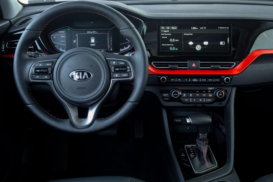 Панель приборов Kia Niro EcoHybrid 2020 года  (NA) (фото 49 из 63)